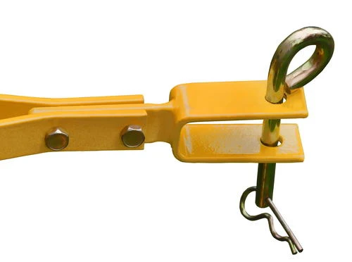 Yardworks® 42" Tow Behind Dethatcher 5 Yardworks® 42" Tow Behind Dethatcher - Image 5